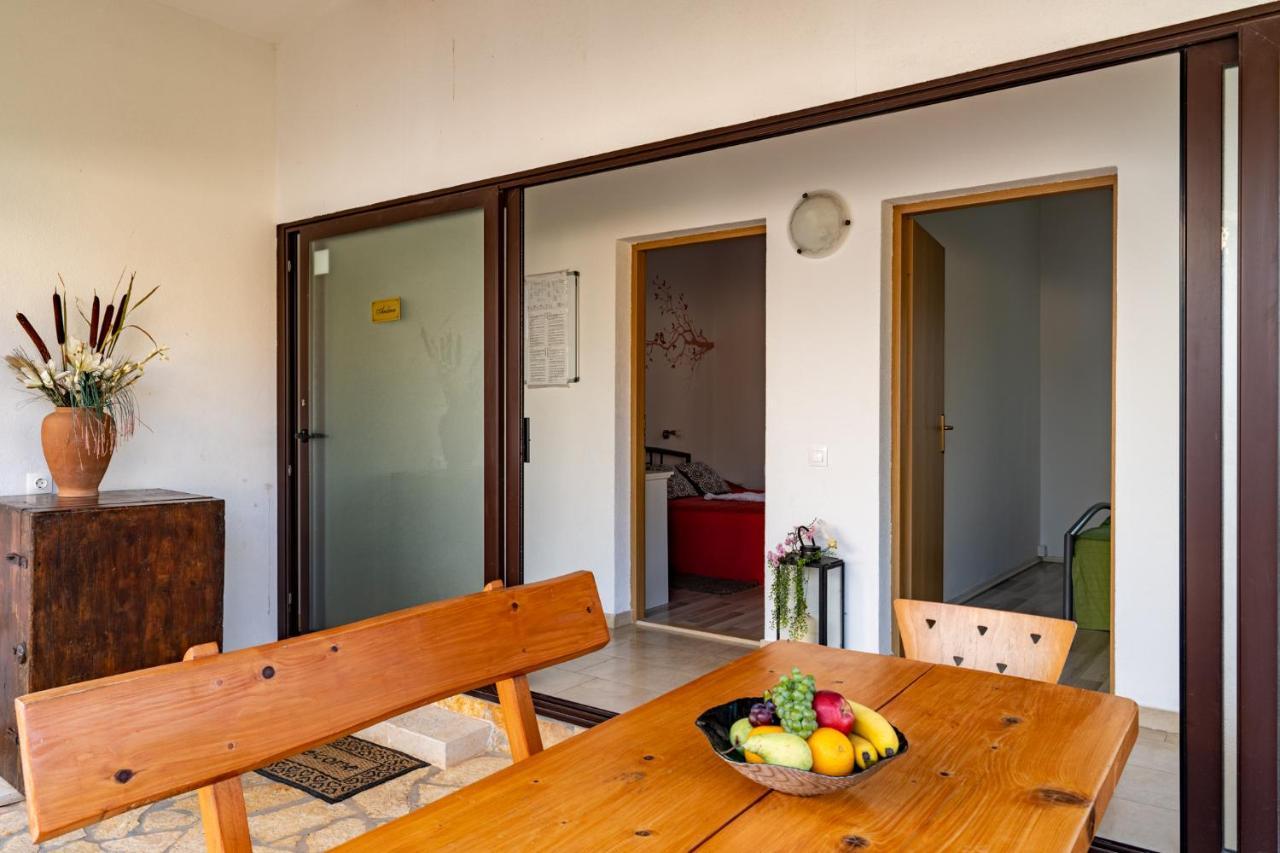 Holiday Home Kerniat Pula Exterior foto