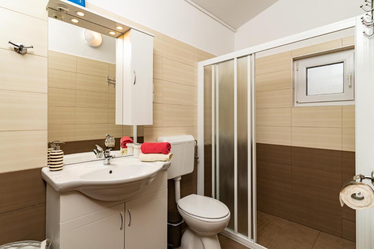 Holiday Home Kerniat Pula Exterior foto