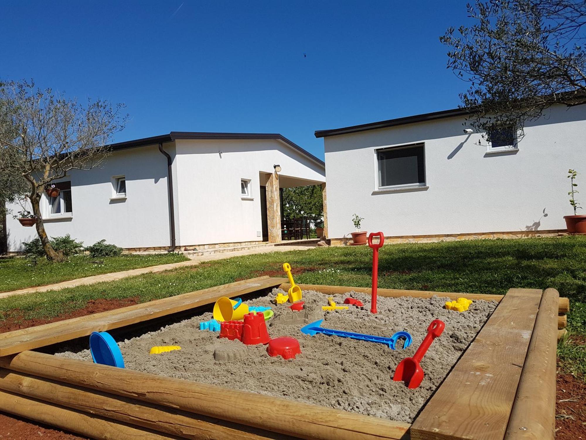 Holiday Home Kerniat Pula Exterior foto